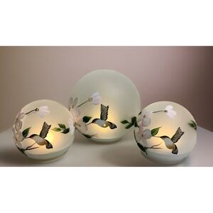 3 Frosted Spheres W/Lights Handpainted Hummingbirds & Flowers Timed Night Light